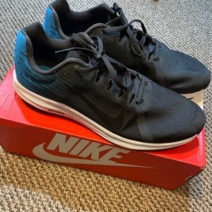 Nike DOWNSHIFTER 8